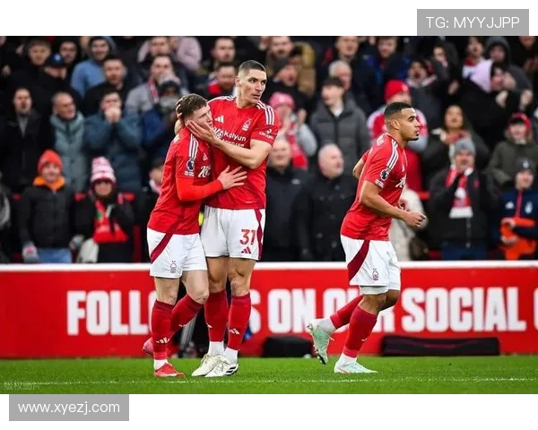 邮报：梅努希望冬窗离开曼联，有12家俱乐部对他感兴趣